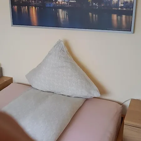 Luetzowstrasse 2 * Lübeck