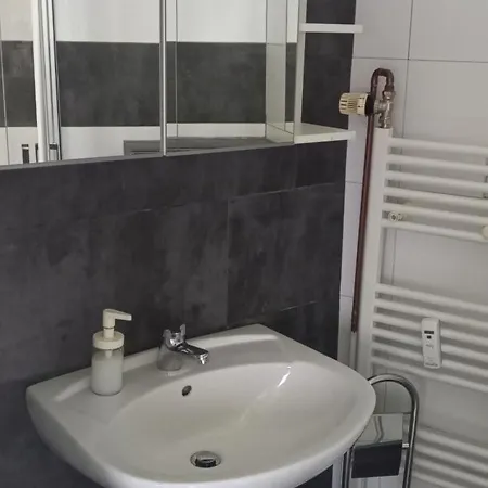 Luetzowstrasse 2 Appartement *