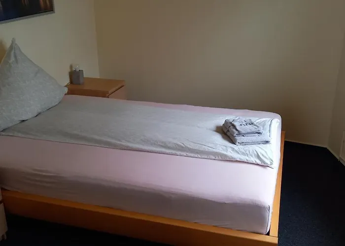 Luetzowstrasse 2 Apartamento Lübeck