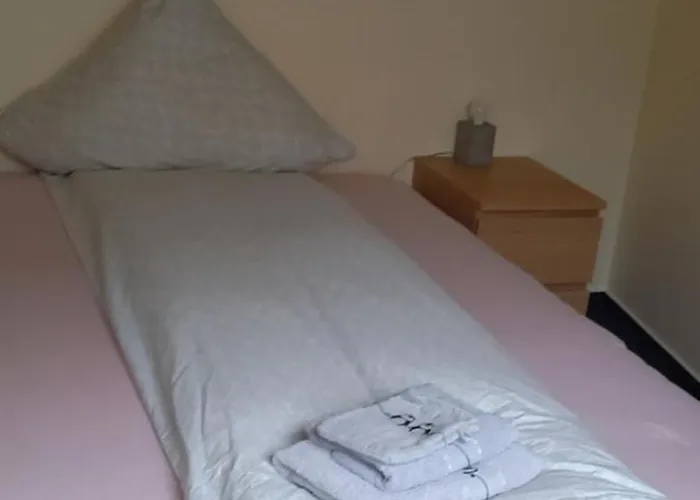 Luetzowstrasse 2 Apartamento *